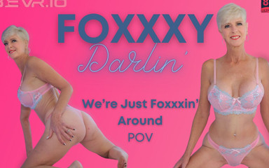 Blush Erotica VR: Foxxxy darlin - foxxxin etrafında - blush erotitca vr