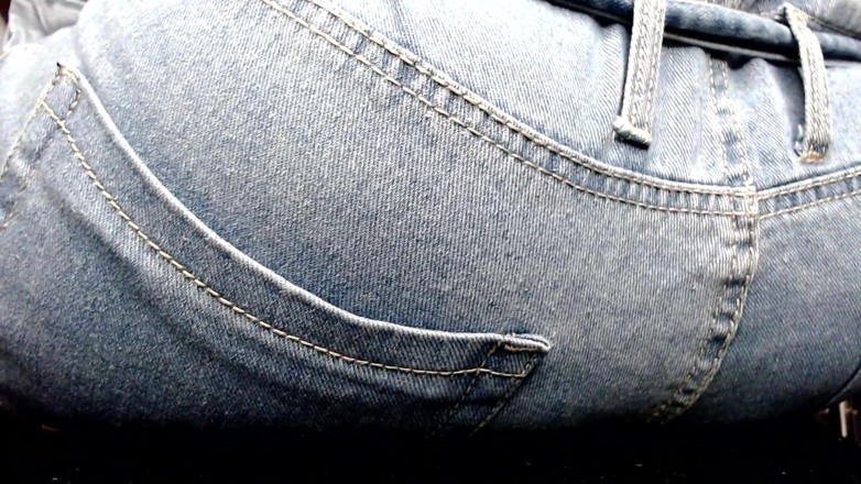 Maeling: Tiny Colony Crushed in Denim Jeans and Ass Stifled Unknowingly