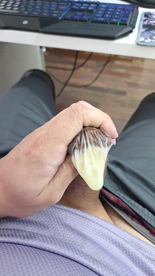 Lkdick8: Kondom plný spermatu