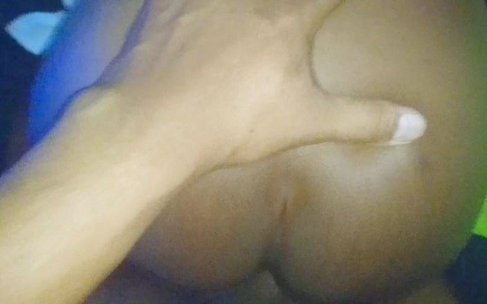 Tigresses: मेरी गांड का अच्छा दृश्य
