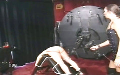 Fetish Tv: Drsná guma
