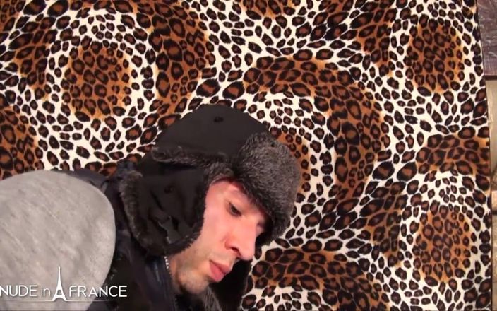 Nude in France: Pantat tante girang ini dientot habis-habisan sama teknisi muda