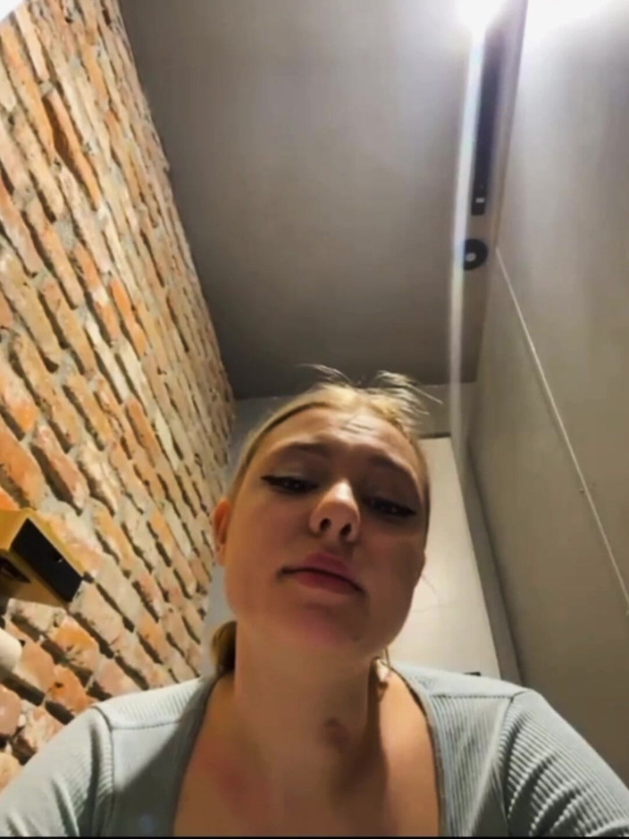 JuiceLussie: Spor salonunda çılgın sikiş ve eğitim, egzersiz yaparken boşalıyor