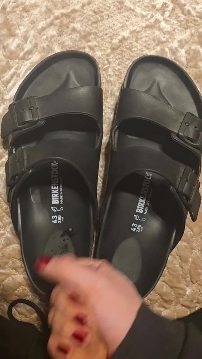 Mr Dimples: Stříkání na moje Birkenstocks
