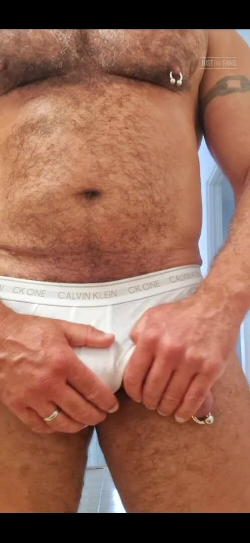 Mike Gross: Biancheria intima