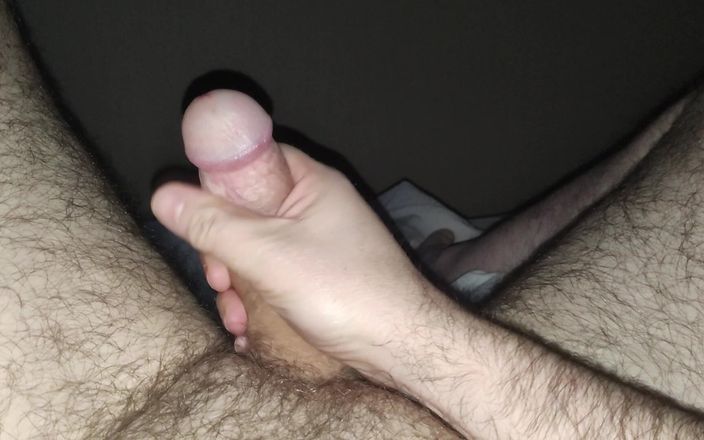 Weemando: Heavy man close-up solo masturbação e gozada na minha barriga...