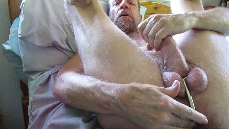 Hairyartist: Волосатыйарт пробует стальную игрушку для тебя