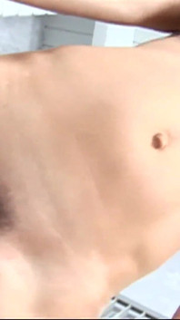 Prsatá MILFka vyzvednuta a tvrdě ošukána jeho velkým černým pérem