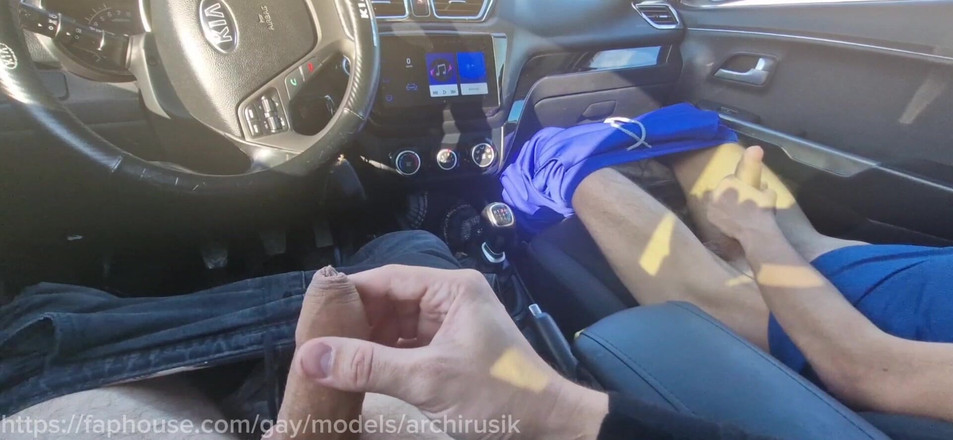 ArchiRusik: I Secretly Jerked off a Big Cock to a Student...