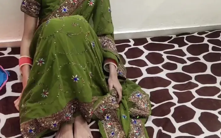 Saarabhabhi6: Hindi Sex Story Roleplay - Indian Hot Stepmom Has Sex with...