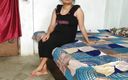 Happyhome: Parlour Boy Fucked Desi Indian Bhabhi at Home After Giving...