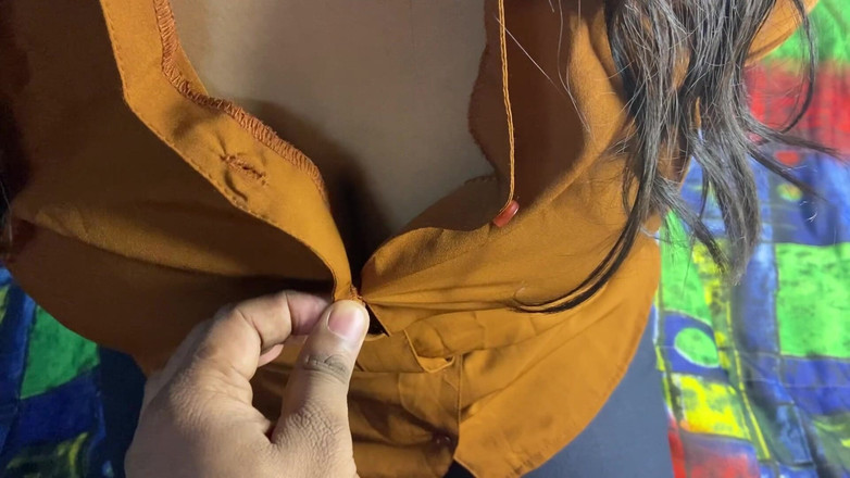 Angoori: Une desi indienne baise pour la première fois