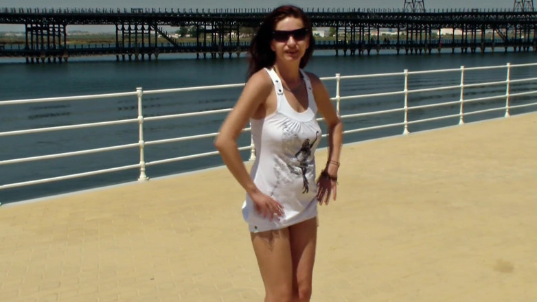 Spaingirl Natalie: Outdoor harbor promenade