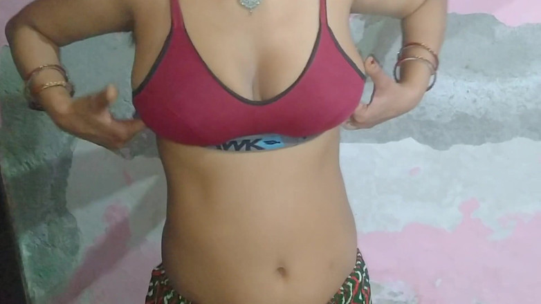 Shahilsingh119: Desi Wife Sucking