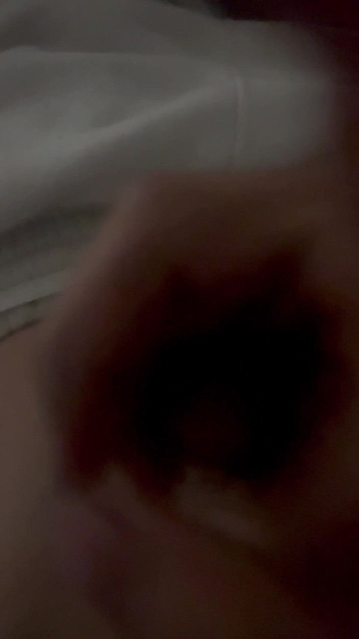 Quan Vietnam 18: Молодий хлопець і його наповнена спермою пташка