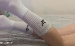 Vớ dài, wow - Miley Grey