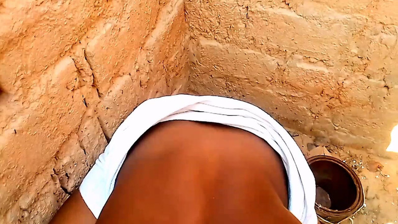 Judithxxx: Di kamar mandi desaku
