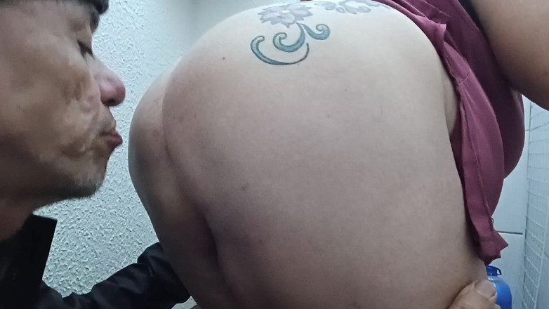 Tomsorte and Loiracasada: Дружина мого начальника