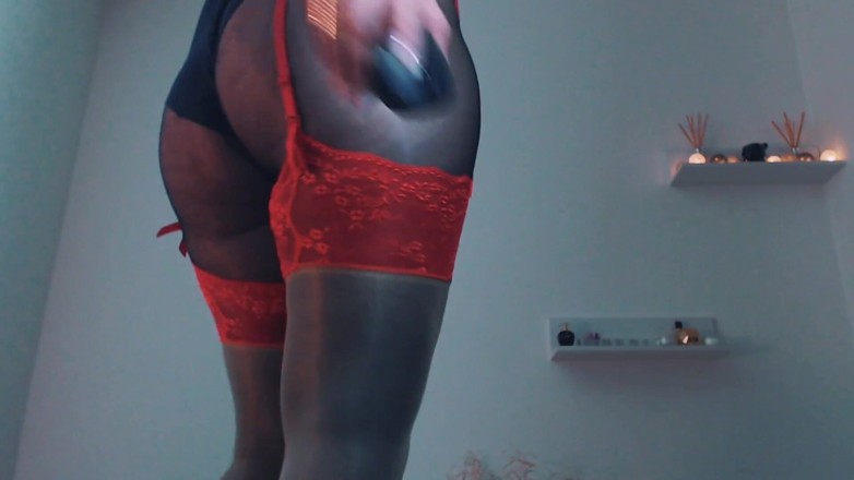 LegsOnHeels: Worship my glorious ass in nylons now, I know you...