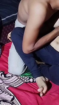 Une desi indienne sexy trompe son copain en train de baiser avec son copain depuis longtemps, vidéo de sexe complète