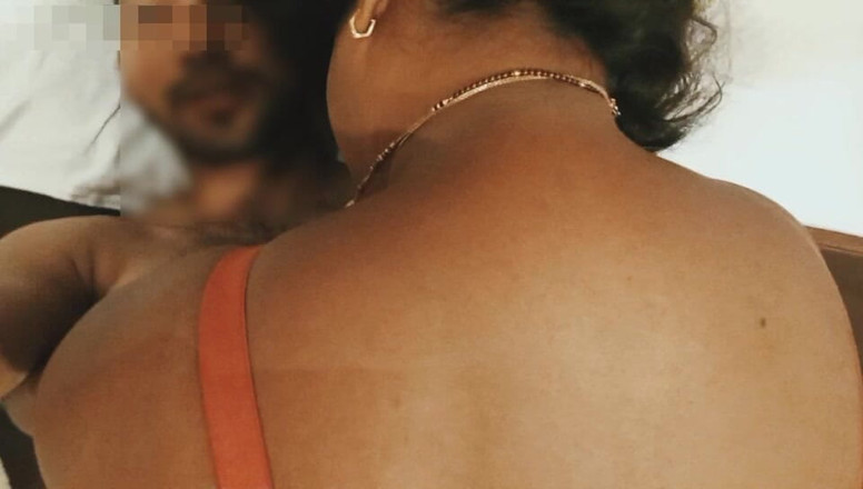 Harder299: Ragazza indiana sexy indiana cavalca il suo cazzo preferito