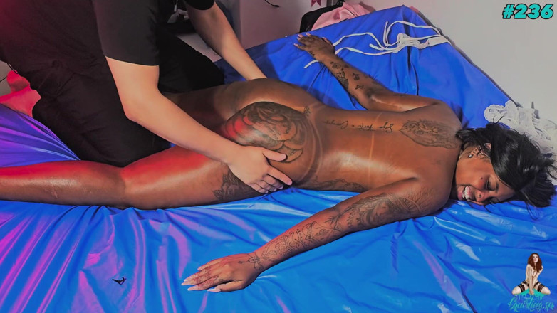 Squirting Sp: Ebony Screaming so Much but the Bed Got so Wet