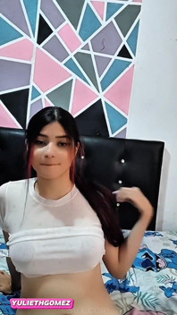 Stepmom's Wild Pussy Play Begins Late