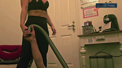 Strict Senz: Строгое Словесное Унижение Sheela Sinner С Пылесосом, Наказание Великанше В Видео От Первого Лица