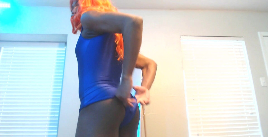 AJ180: Baby Got Bulge