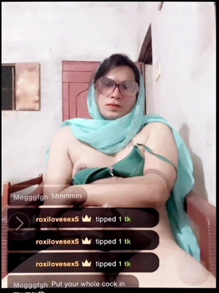 Jasiya: Per favore fammi la tua sissy obbediente, sessione di masturbazione.