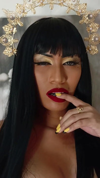 Dominatrix Katrina Buenas