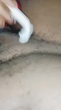 Cewek ini mencukur bulu kontol besar pria kulit hitam sebelum dientot habis-habisan bagian 5 peler lagi