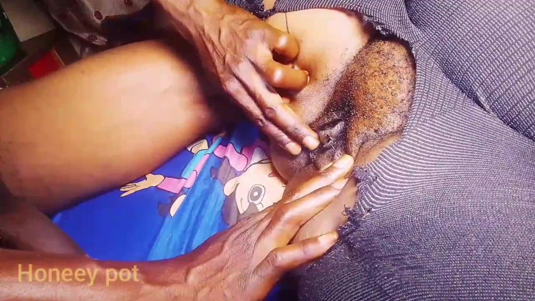 Honey hole: 보지가 너무 깊어