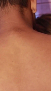 Une belle femme au foyer indienne baise avec son ex-ami !