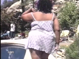 Battle of the asses and pussies: Fat walk