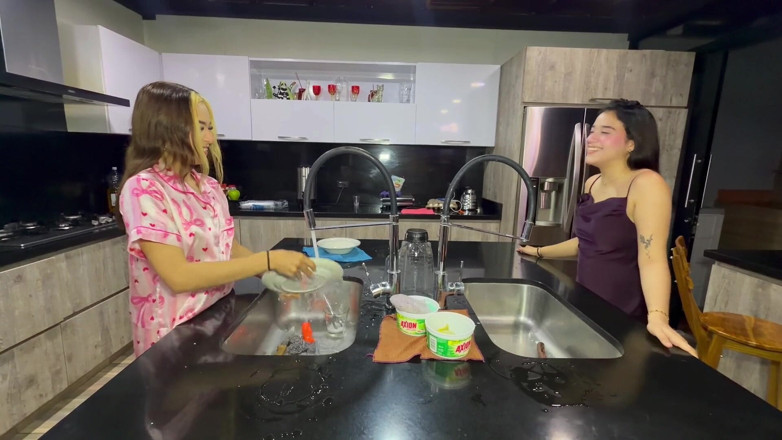ArisBrown18: The Hottest Moment: My Best Friend Fucking My Best Friend...