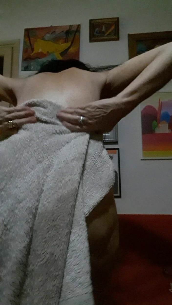 WEBREGINETTA2023: Thủ dâm từ bên trong quần lót và phim khiêu...