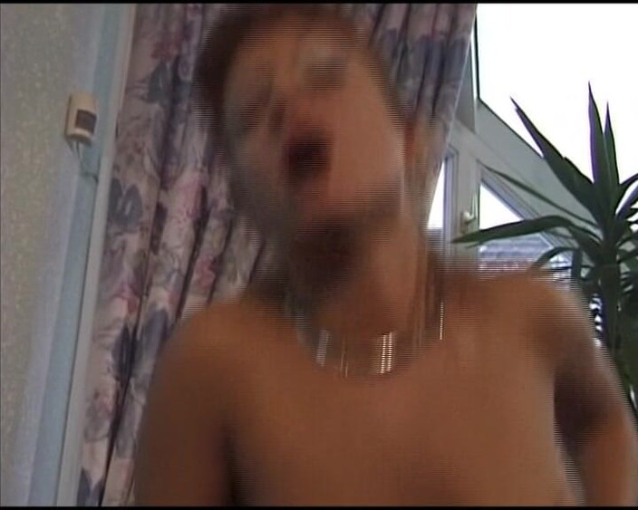 Deutsche Damen: This Busty German Babe Likes to Get Hardcore Fucked