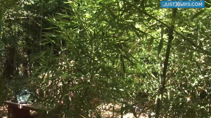 Just x gays: Gay follado en jardín