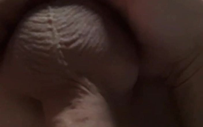 AK8778: Masturbation