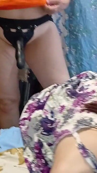 내 여친이 이웃에게 따먹히는 동안, 나는 그녀의 입에 두 번 사정해