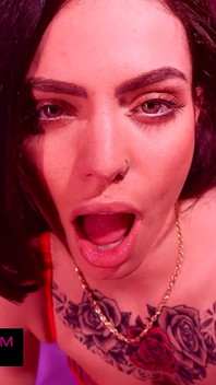 Clara Mia sdílí svůj sexuální život se svými následovníky