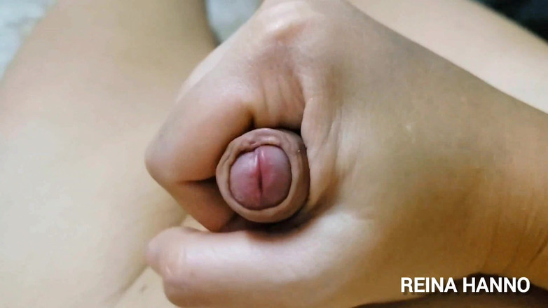 Reina Hanno: Närbild kuk ryck och kommer