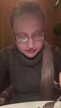 Cena Asmr en restaurante