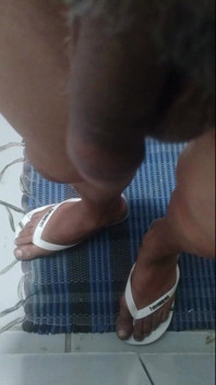 Ensaiando Na Cozinha Com Pau Mole Pingando