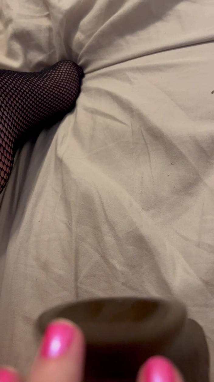 Dirtysecret: Büyük zenci yarağı dildo ve çorapla hızlı boşalma