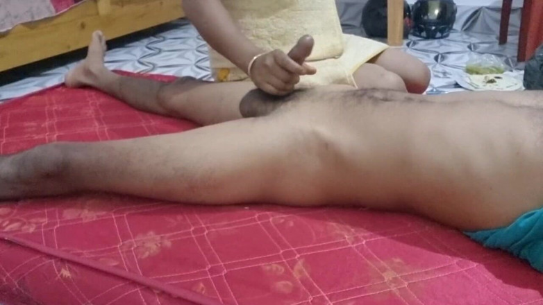 Jesmina: Desi Bengoli fru analknull