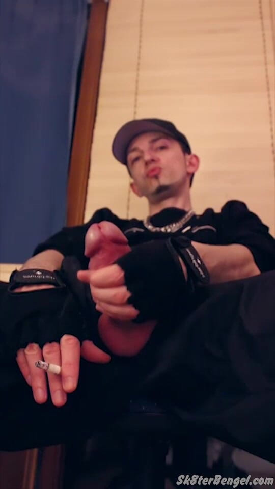 Sk8terBengel: Proll Fleshlight Fuck và Khói