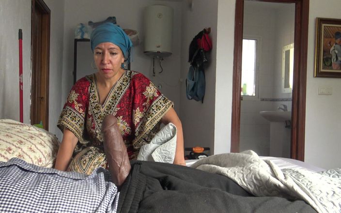 Souzan Halabi: Limpieza de trampas con turista negra en hotel en Estambul
