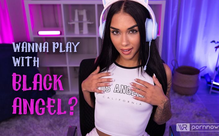 VR pornnow: Black Angel'ın oynadığı erotik oyun seansı